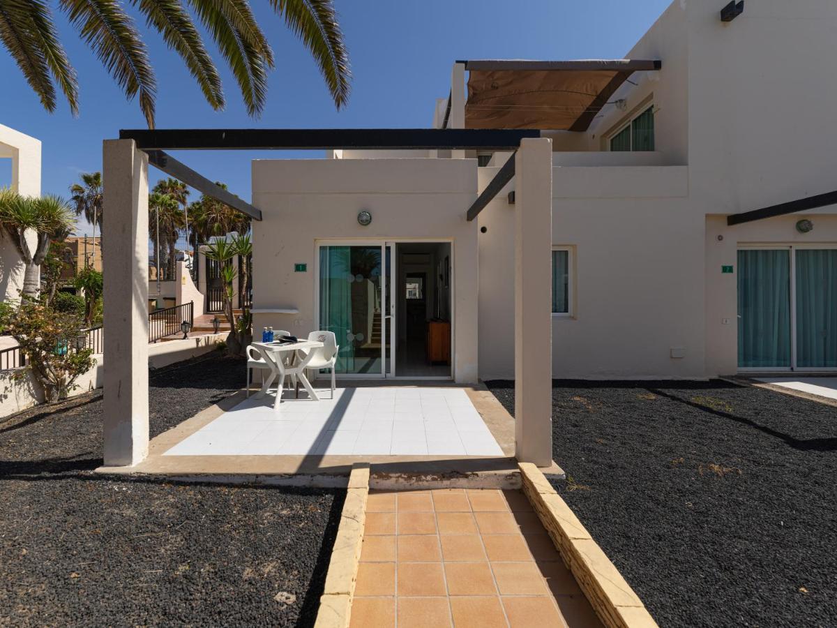 Homeforguest Apartamento 15 Con Terraza Y Piscina En Corralejo Extérieur photo