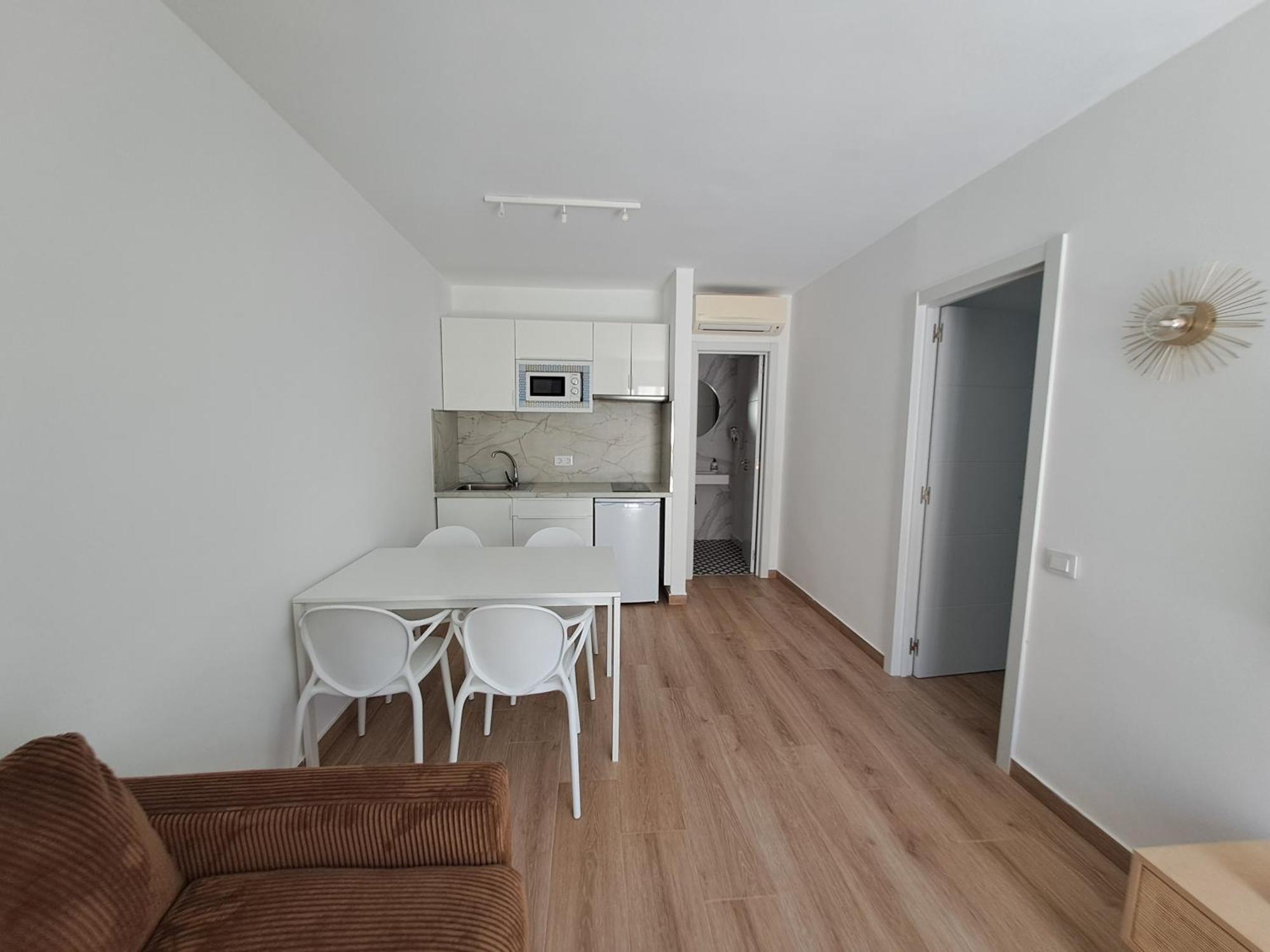Homeforguest Apartamento 15 Con Terraza Y Piscina En Corralejo Extérieur photo